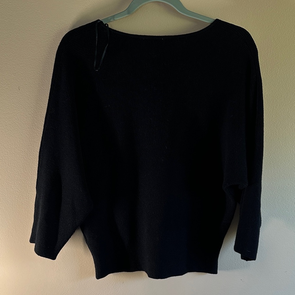 Cyrus Women's Black V-Neck Sweater - Picture 6 of 6